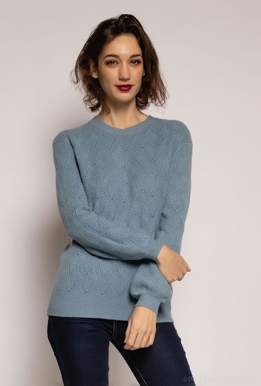 Großhändler L.Style - Perforierter Pullover mit Puffärmeln
