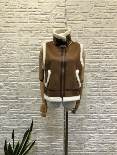 Wholesaler L8 - Sleeveless coat