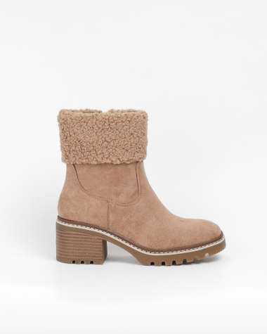 Wholesaler La Bottine souriante - suede ankle boots with square heel and fur