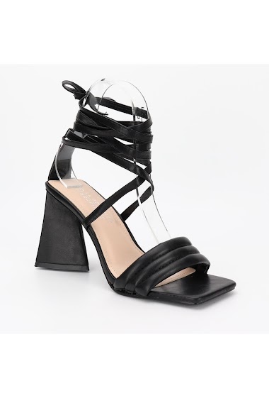 Grossiste La Bottine souriante - High heel with laces
