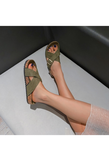 Wholesaler La Bottine souriante - Flat mules with crossed straps in suede