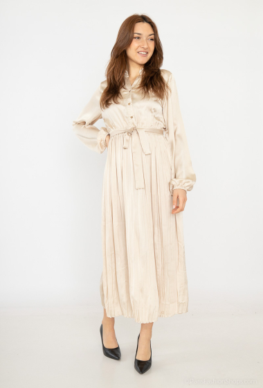 Grossiste LAJOLY - Robe chemise longue satinée et plissée avec ceinture