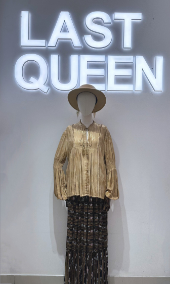 Großhändler Last Queen - Hemd mit Goldeffekt-Print, Riemen und Laternenärmeln