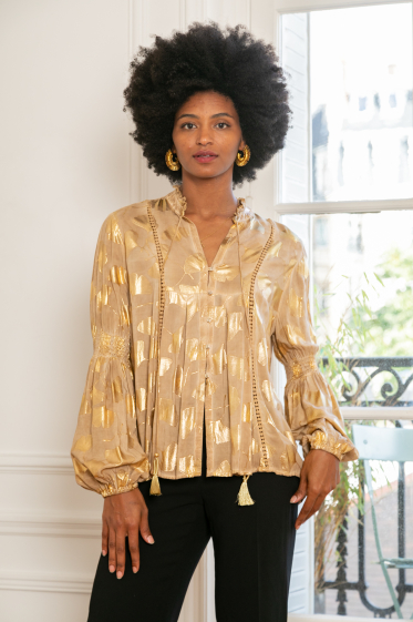 Wholesaler Last Queen - Gold effect print shirt with strap, lantern sleeves