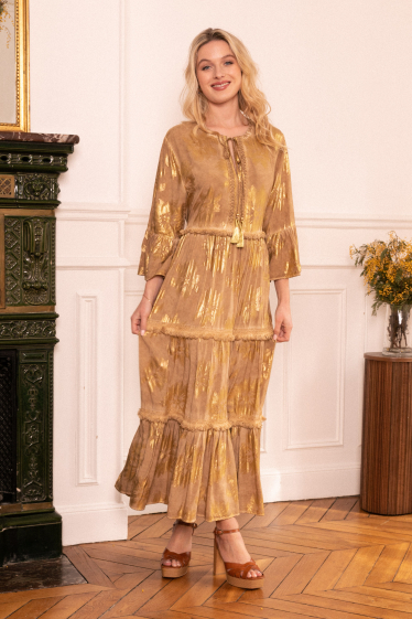 Grossiste Last Queen - Maxi robe è coupe ample,imprimé avec effet dorure, col à lanière