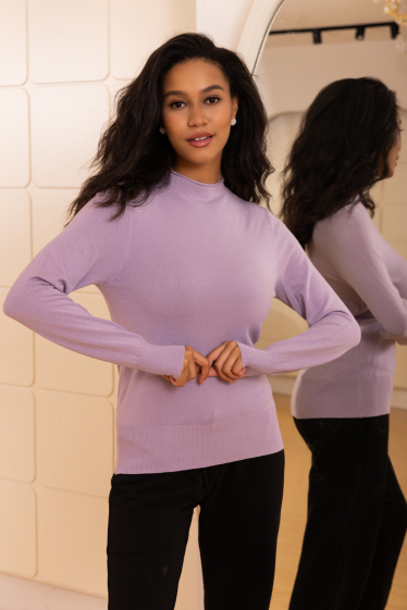 Wholesaler Last Queen - Soft knit slim fit sweater with long sleeves
