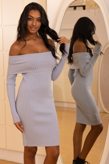 Wholesaler Last Queen - Long fitted knit sweater with bare shoulders, top quality