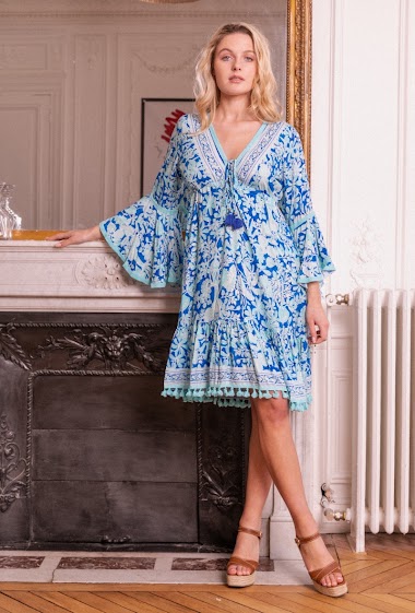 Floral print dress with ruffled sleeves, fringed bow with gold effect