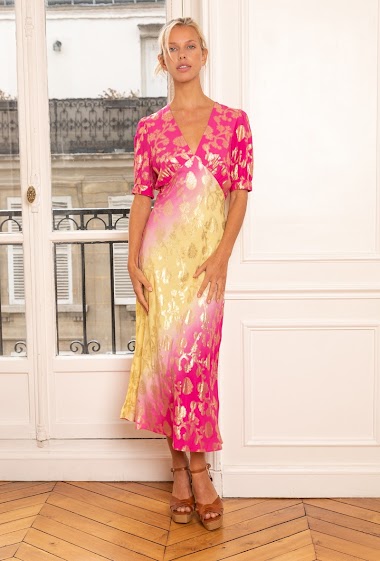 Wholesaler Last Queen - Gradient color print v-neck dress with gilding effect