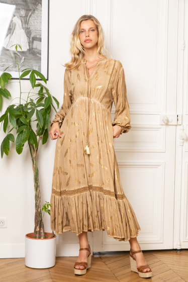 Großhändler Last Queen - Langes Kleid mit Vergoldungseffekt, ausgestellter Schnitt