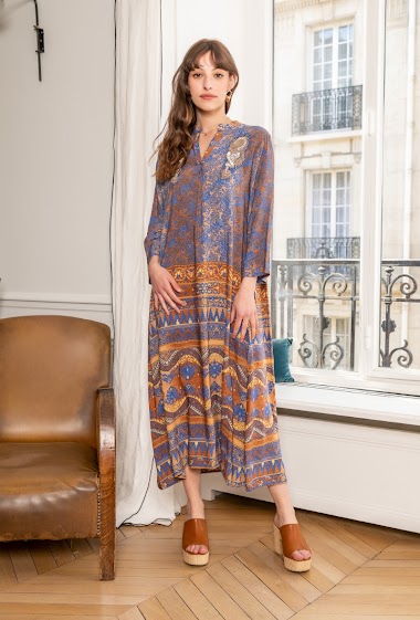 Wholesaler Last Queen - Long bohemian print T-shirt dress with embroidery and invisible pockets