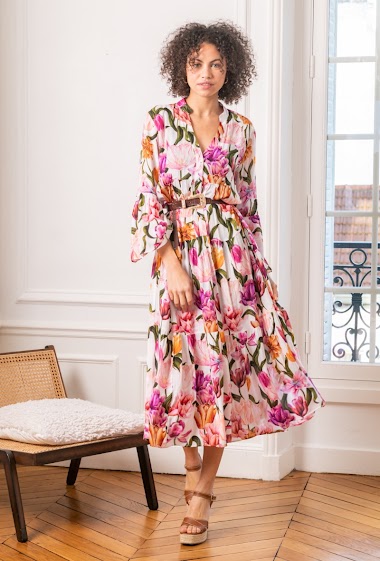 Long dress with bohemian print buttoned front and V-neck