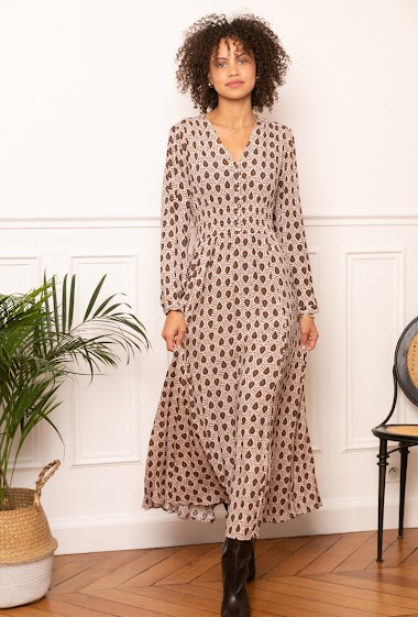 Long dress with bohemian print buttoned on the front