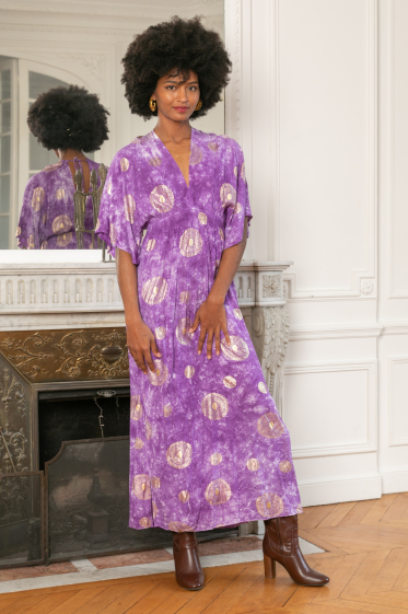 Wholesaler Last Queen - Long dress with gold print, backless with batwing sleeves