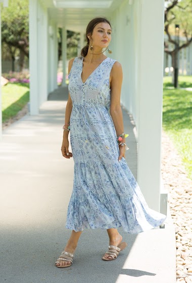 Großhändler Last Queen - Langes Kleid mit Blumendruck vorne und V-Ausschnitt zugeknöpft