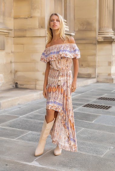 Wholesaler Last Queen - Long bohemian print ruffle dress with off the shoulder
