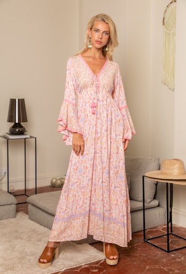Wholesaler Last Queen - Long bohemian dress with flared sleeves and V-neck