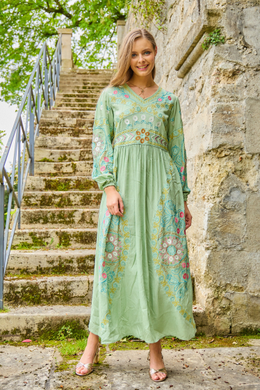 Wholesaler Last Queen - Printed mid-length dress, buttoned at the front with gathers