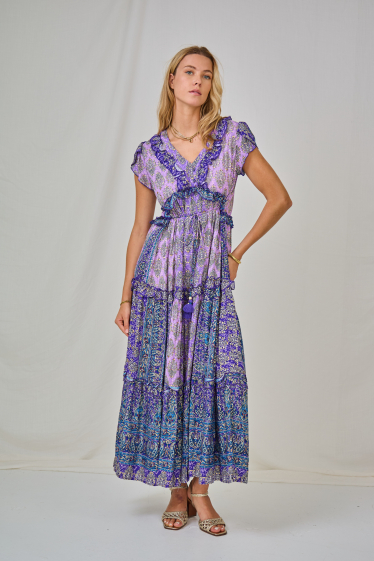 Wholesaler Last Queen - Long ruffled and flared dress with bohemian print and LUREX.