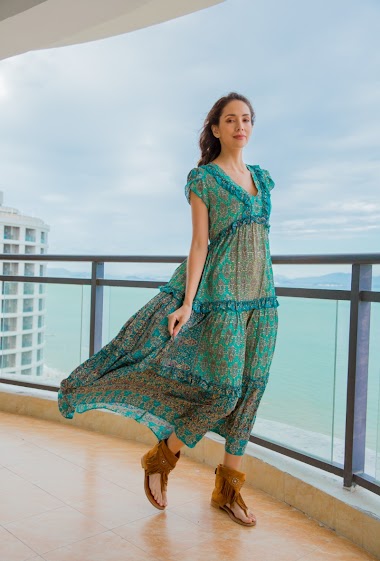 Long flared and flared dress with bohemian print and LUREX