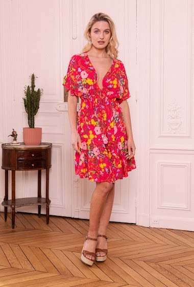Mid-length floral print dress, V-neck with tightening at the waist