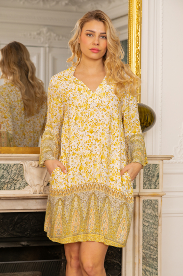 Wholesaler Last Queen - Tunic dress with V neckline, 3/4 ruffled sleeves
