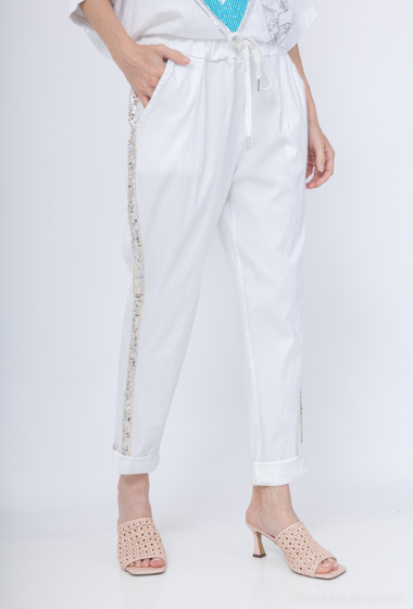 Wholesaler LAURA PARIS (MKL) - Slim cotton pants with sequins
