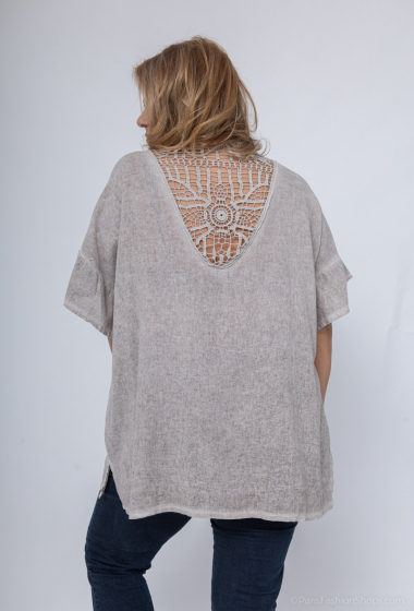 Wholesaler LAURA PARIS (MKL) - Lace back tunic