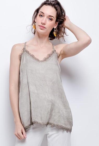 Großhändler Léa & Luc - Tank top with lace