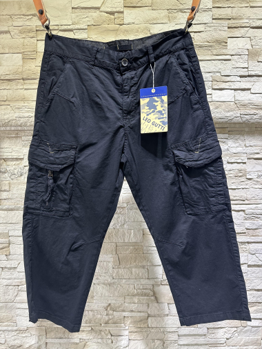 Wholesaler LEO GUTTI - cropped pants