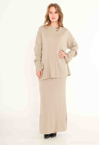 Wholesaler Les Bonnes Copines - Knitted sweater and long skirt set