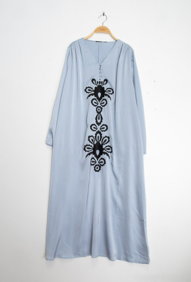 Wholesaler Les Bonnes Copines - Long dress with embroidered pattern and puff sleeves