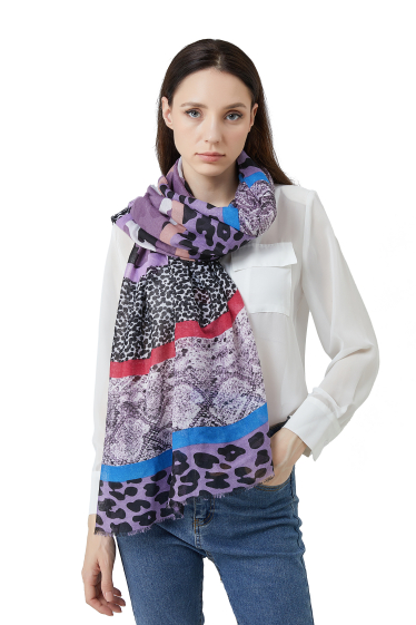 Wholesaler Lidy's - Soft animal print scarf