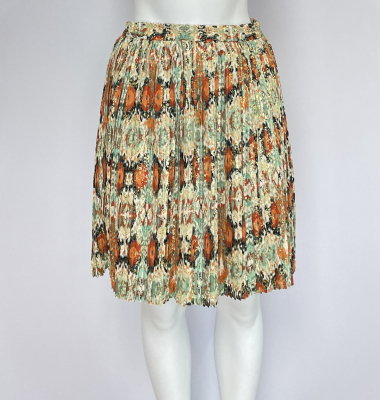 Grossiste Lilie Plus - jupe courte plissé avec un imprimé très détaillé et vivant grande taille