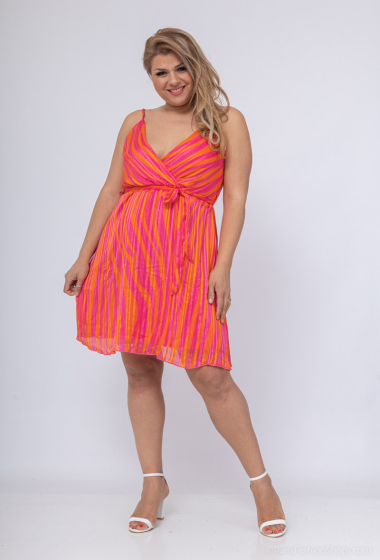 Grossiste Lilie Plus - robe courte avec des rayures verticales en rose vif et orange grande taille