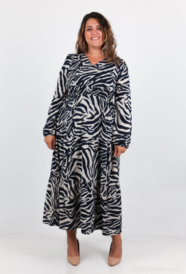 Grossiste Lilie Plus - Robe longue à imprimé zebre grande taille