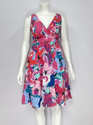 Grossiste Lilie Plus - Robe d'été sans manches avec un imprimé abstrait multicolore grande taille
