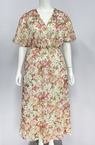Grossiste Lilie Plus - robes longues avec un motif floral généreux grande taille