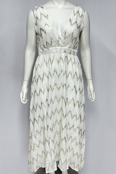 Grossiste Lilie Plus - robes longues décolleté en croisé et d'un motif en zigzag petit curvy