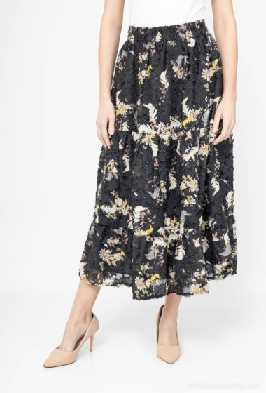 Wholesaler Lilie Rose - black floral skirt, with an elastic waist