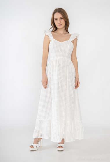Grossiste Lilie Rose - robe longue blanche d'été avec une texture en relief à petits motifs