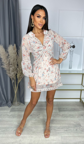 Wholesaler Lily Mcbee - Floral print dress with lace