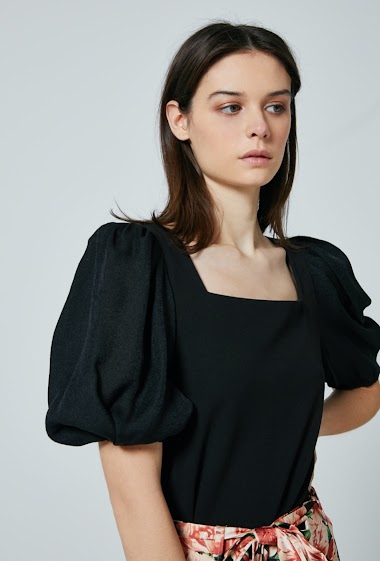 Wholesaler Lily White - Feminine blouse