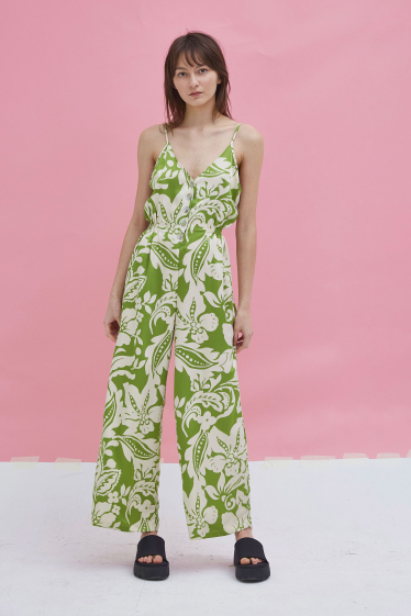 Wholesaler Lily White - Printed strap jumpsuit