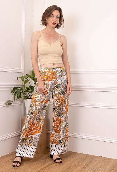 Wholesaler 17 AUGUST - Flower printed pants