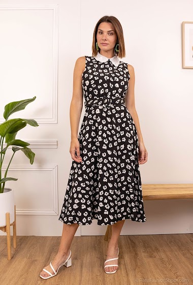 Wholesaler Lily White - Printed dress with embroidered neck