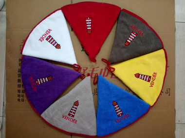 Wholesaler LINA - Set of embroidered tea towels - Phare VENDEE