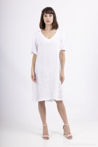 Wholesaler SHYLOH - Dress with pockets and V-neck