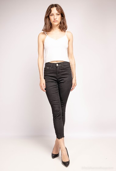 Grossiste LISA PARIS - Pantalon dentelle au cheville noir taille haut 7/8 ème