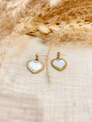 Wholesaler Lolilota - mother-of-pearl rhinestone heart earring
